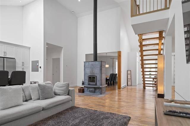 33533 Johnson Street - Photo 3 of 24