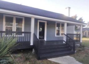 7034 Se 222nd St - Photo 1 of 1