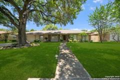 425 Crestwind Dr - Photo 1 of 1