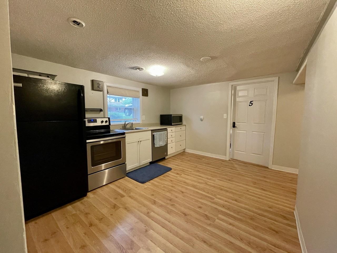 N Liberty St - Photo 7 of 18