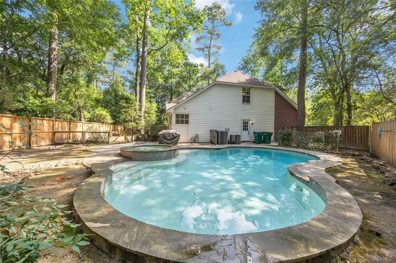 11 Alden Glen Ct - Photo 6 of 48