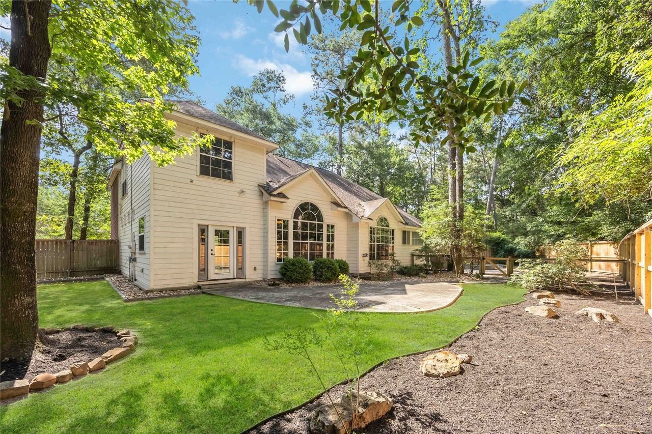 11 Alden Glen Ct - Photo 7 of 48