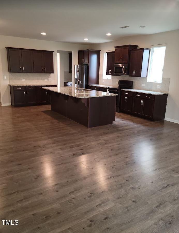 104 Michelangelo Pl - Photo 2 of 20