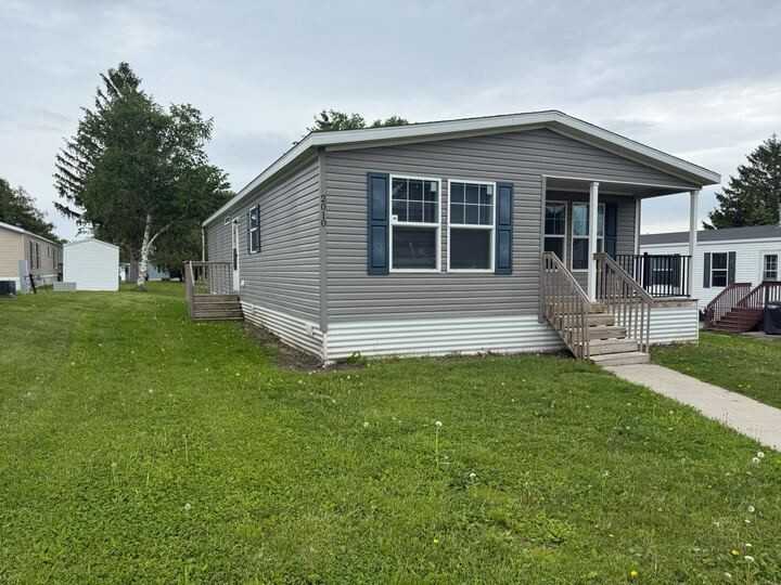 2010 Lark Ln Nw #195 - Photo 3 of 16