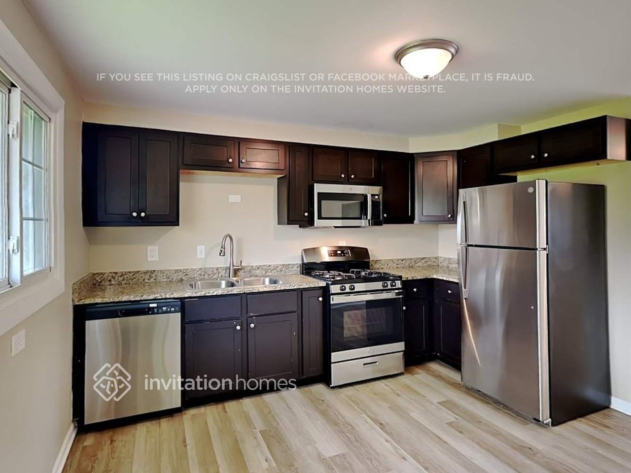 4451 177th Pl - Photo 7 of 19