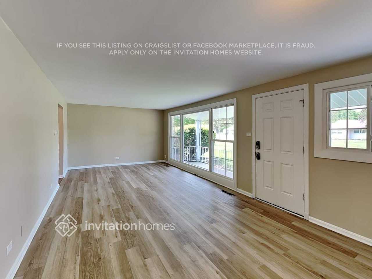 4451 177th Pl - Photo 5 of 19