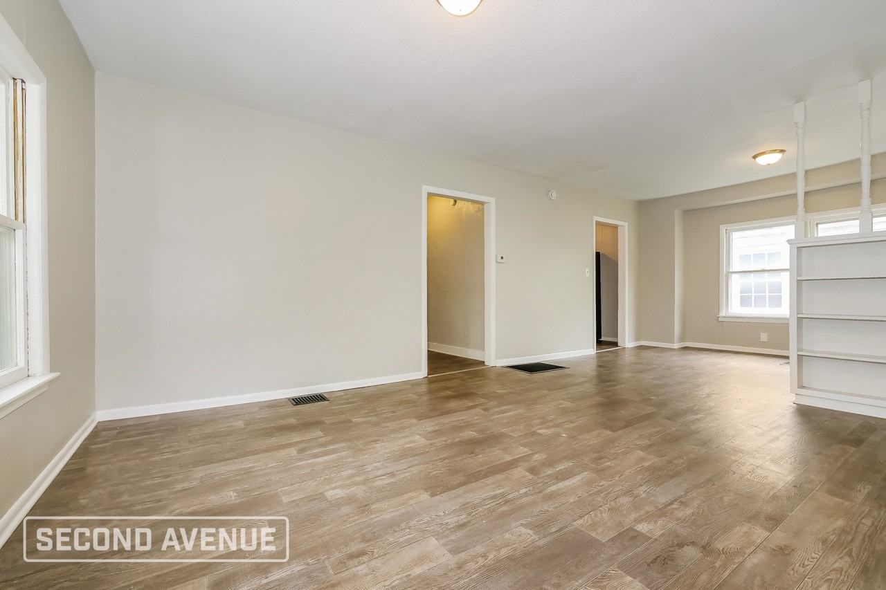 7945 Euclid Ave - Photo 5 of 25