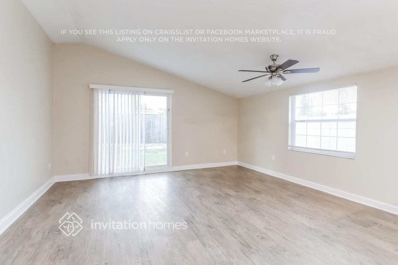 3435 Wilson Dr - Photo 3 of 17
