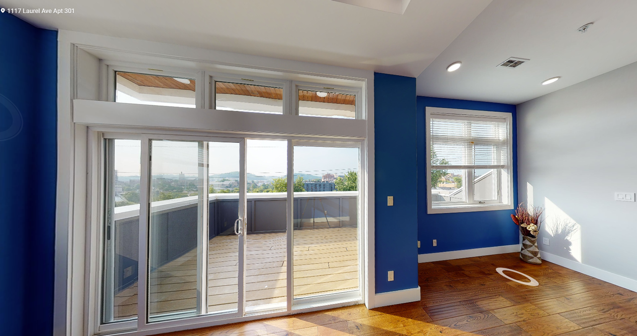 1117 Laurel Ave - Photo 5 of 21