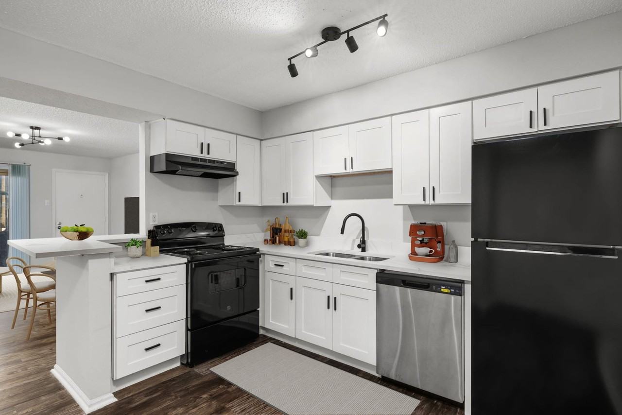 Hazelwood Forest Apartments - Photo 4 of 35