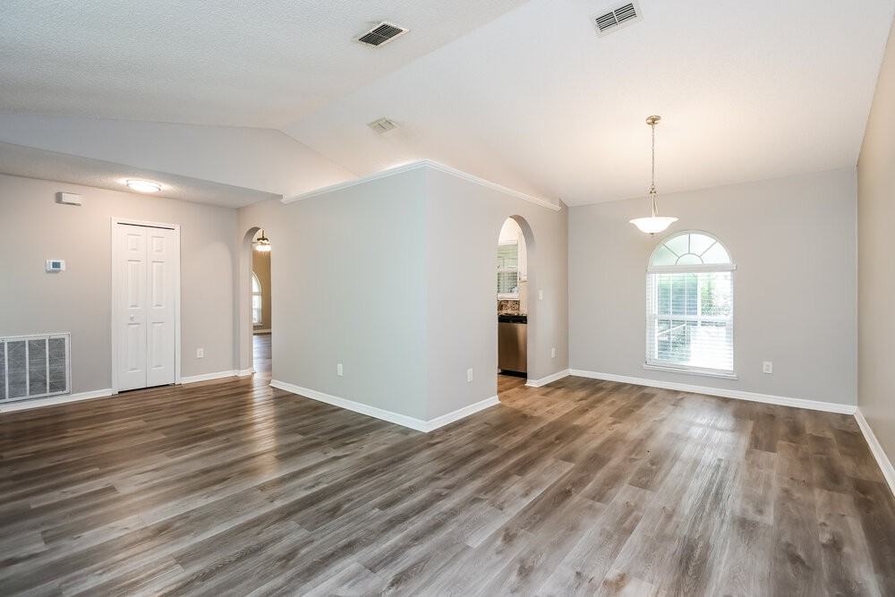 223 Bent Oak Loop - Photo 7 of 16