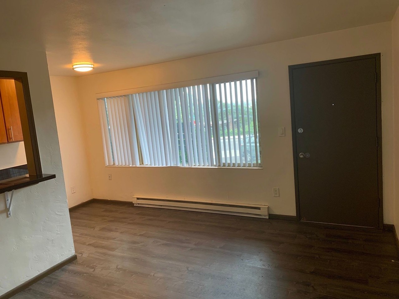 Westward Apartments - Photo 4 of 13
