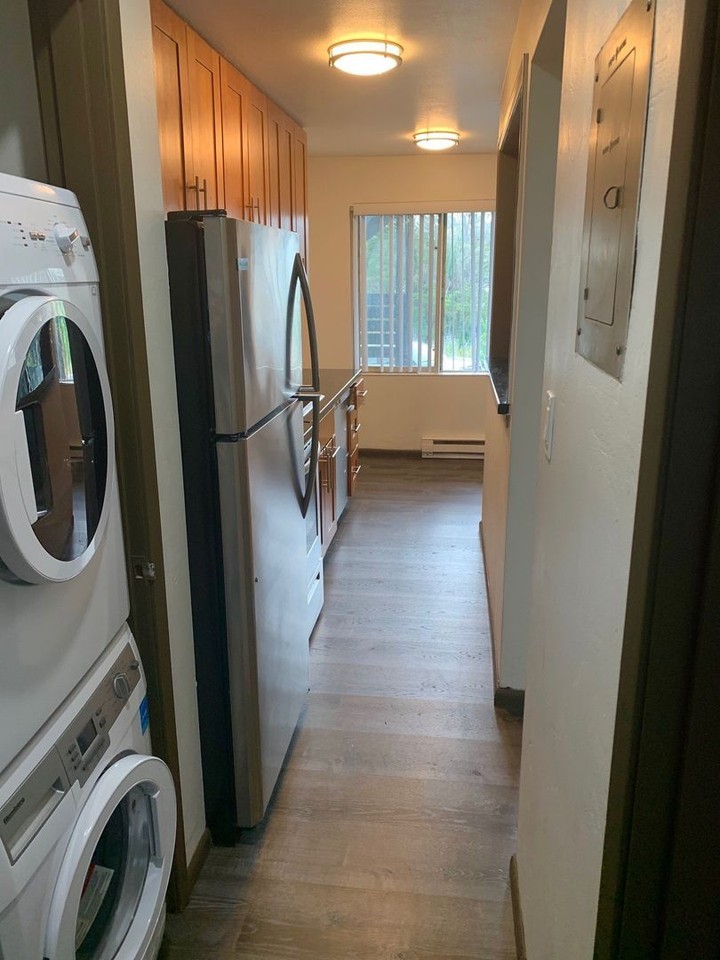 Westward Apartments - Photo 5 of 13