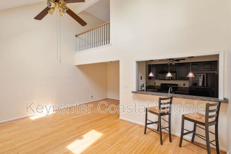 922 Pocahontas Ct - Photo 5 of 12