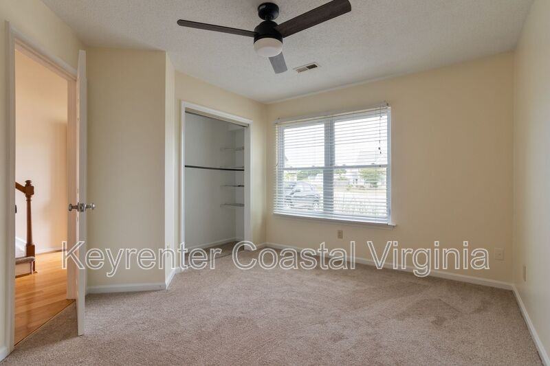 922 Pocahontas Ct - Photo 6 of 12