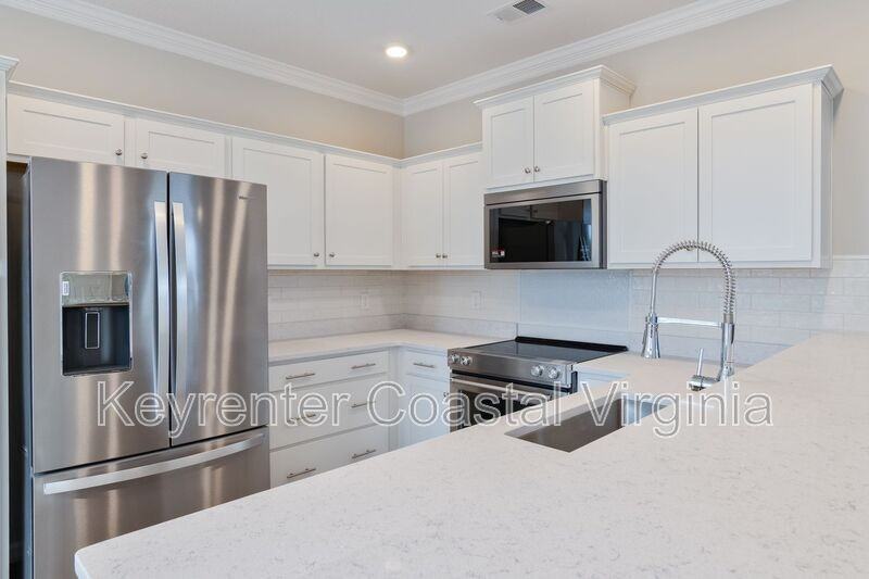 1302 Kathy Ann Way E - Photo 3 of 20