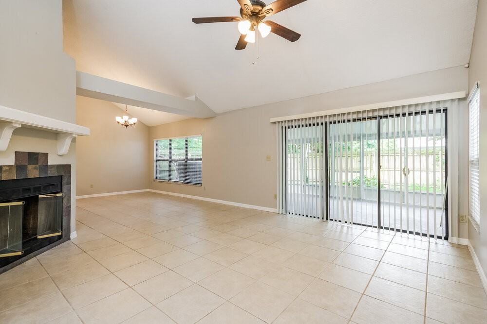 3638 Okeechobee Cir - Photo 5 of 17