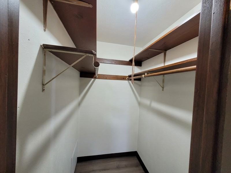 545 Spinnaker Ln - Photo 6 of 10