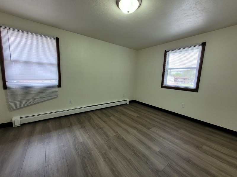 545 Spinnaker Ln - Photo 7 of 10