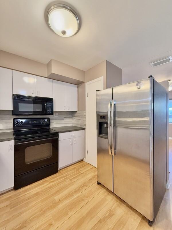 5333 63rd St N - Photo 6 of 46