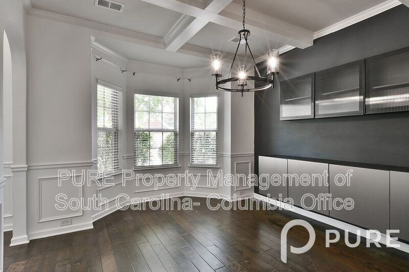 522 Moulton Way - Photo 7 of 30