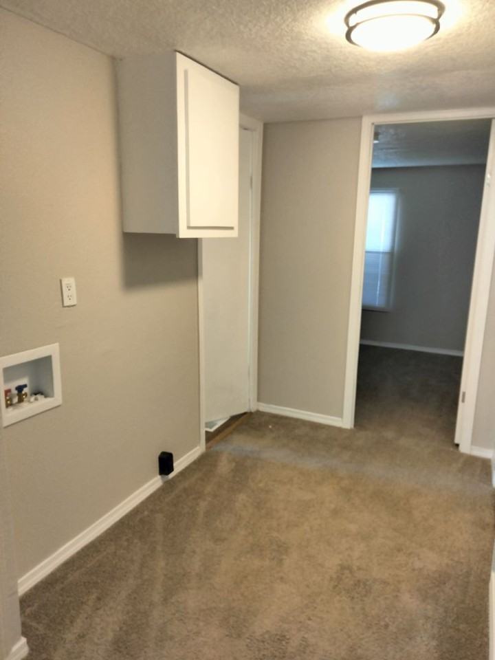 Welcome to Route 66 Apartments in Albuquerque, NM - Photo 7 of 14