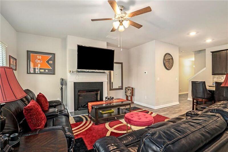 3405 Endurance Ct - Photo 3 of 12