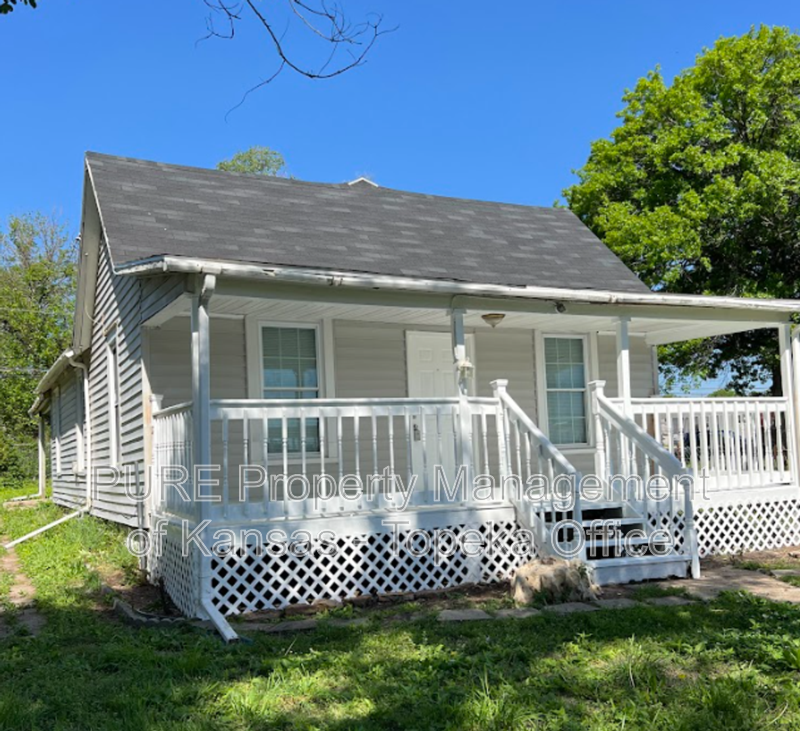 1021 Sw Woodward Ave - Photo 3 of 21