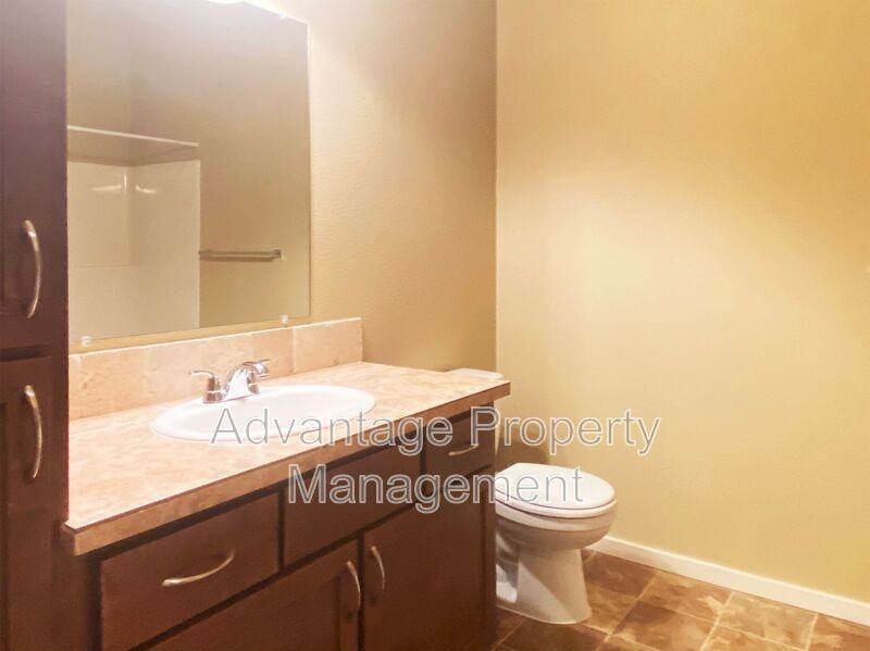 537 Catron St N #537-05 - Photo 7 of 22