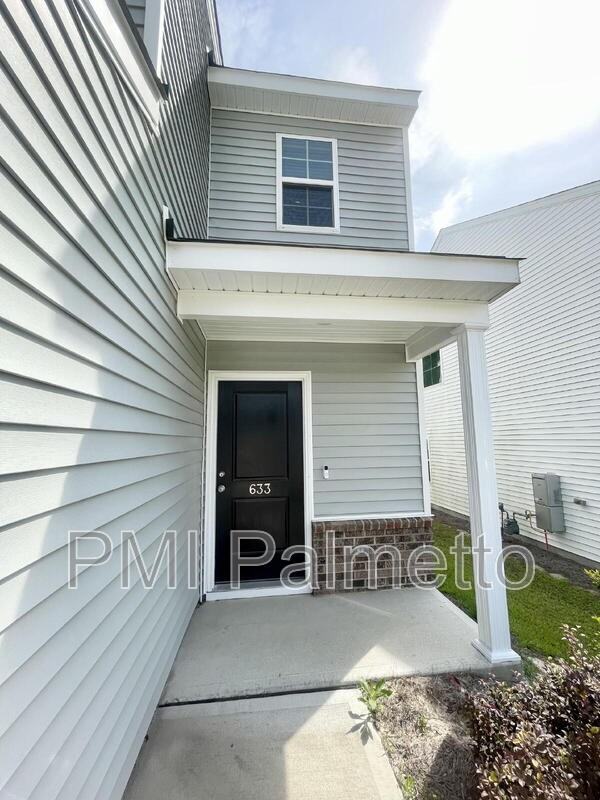 633 Wooster Dr - Photo 4 of 38