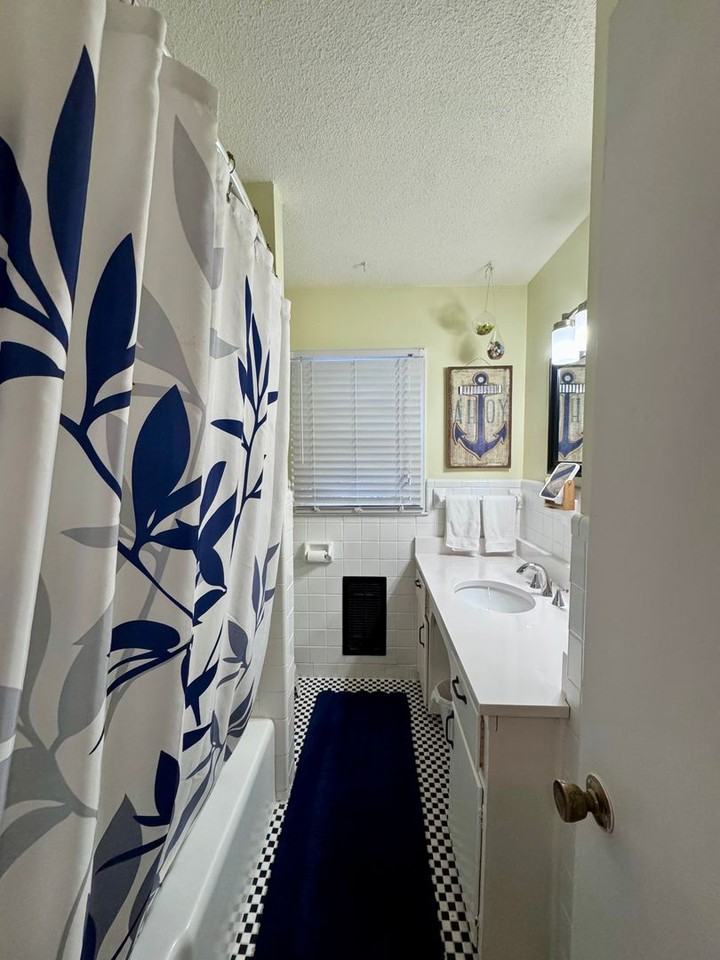 810 Old Pittsboro - Photo 5 of 22