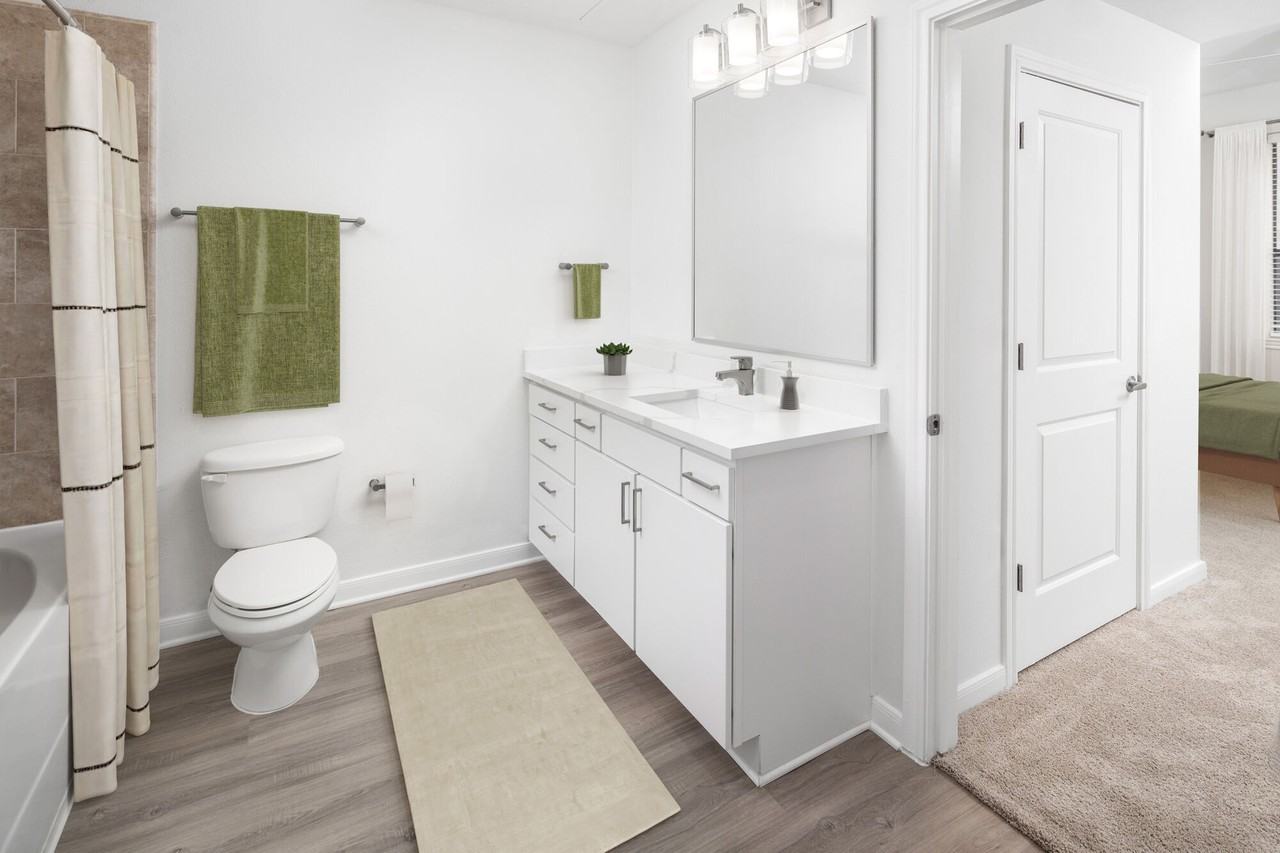 Camden Travis Street - Photo 5 of 37