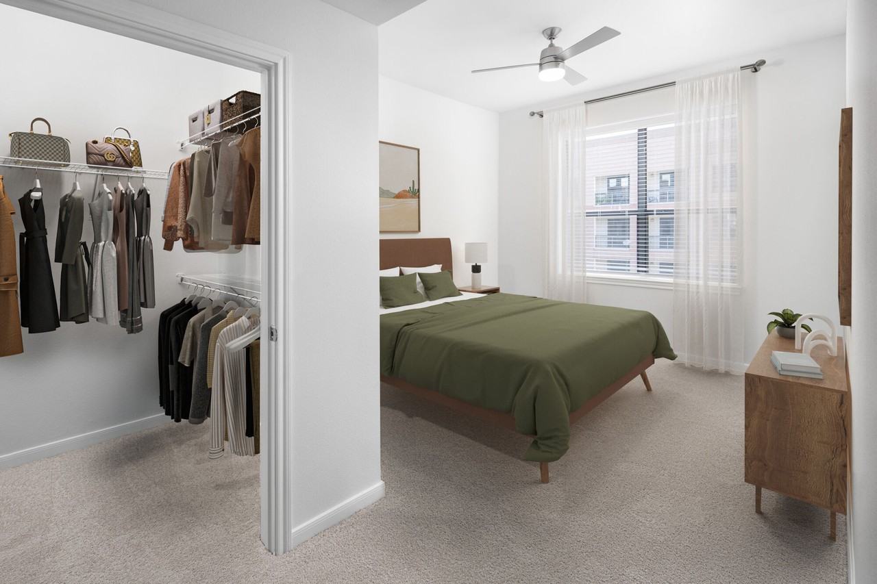 Camden Travis Street - Photo 4 of 37