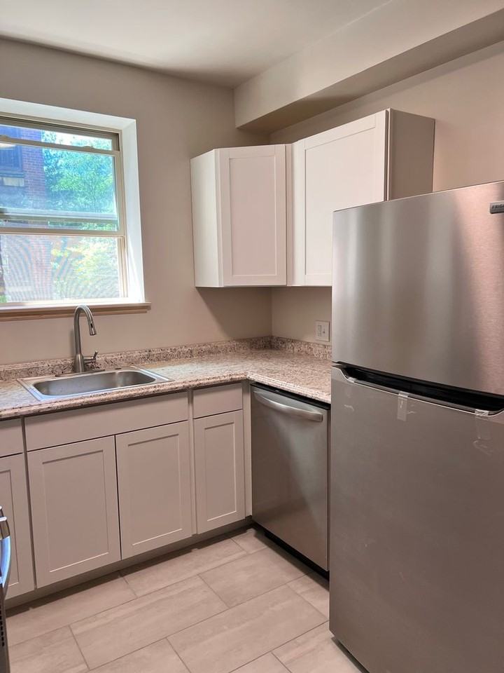 2558 Madison - Photo 3 of 50