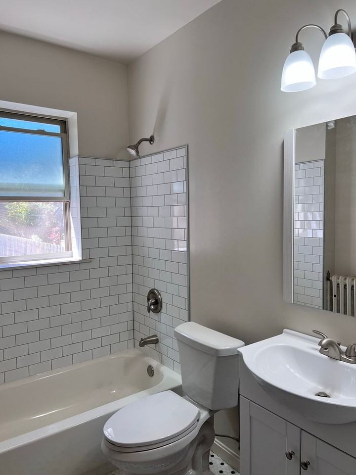 2558 Madison - Photo 7 of 50