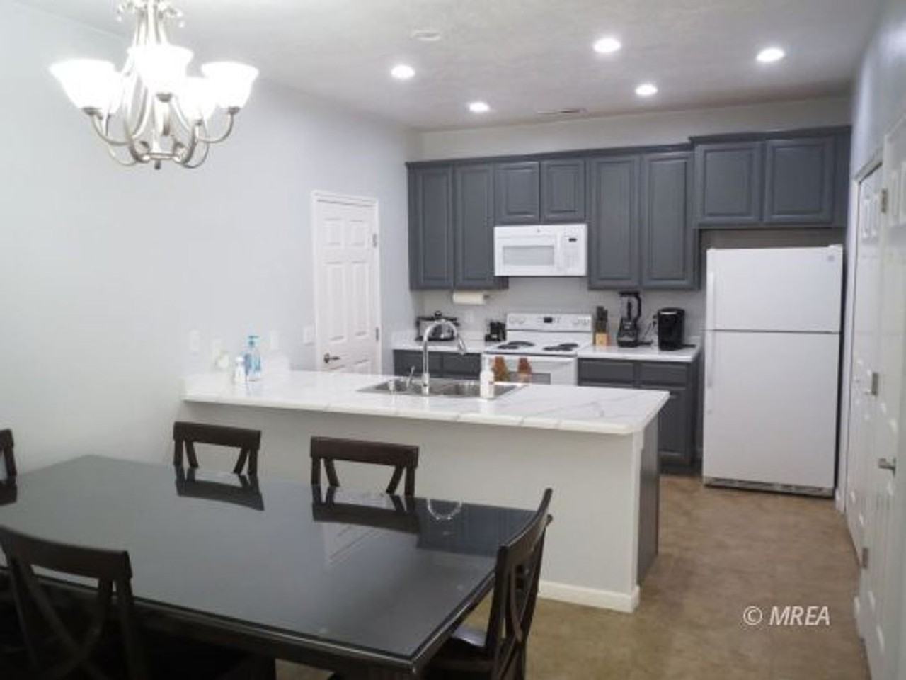 164 Shade Tree Ln #A - Photo 2 of 16