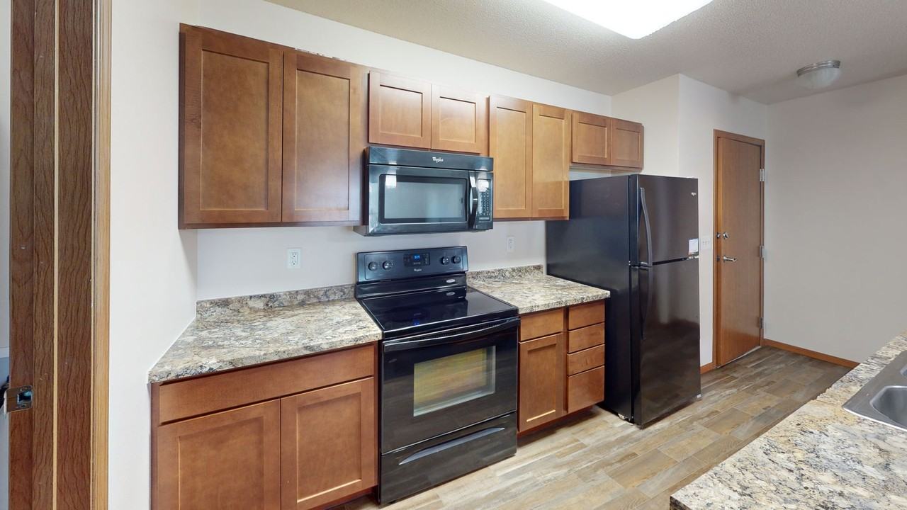 Southport Heights Apartments - Photo 2 of 48