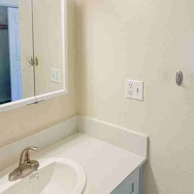 Straight Creek Apartments - Photo 6 of 78