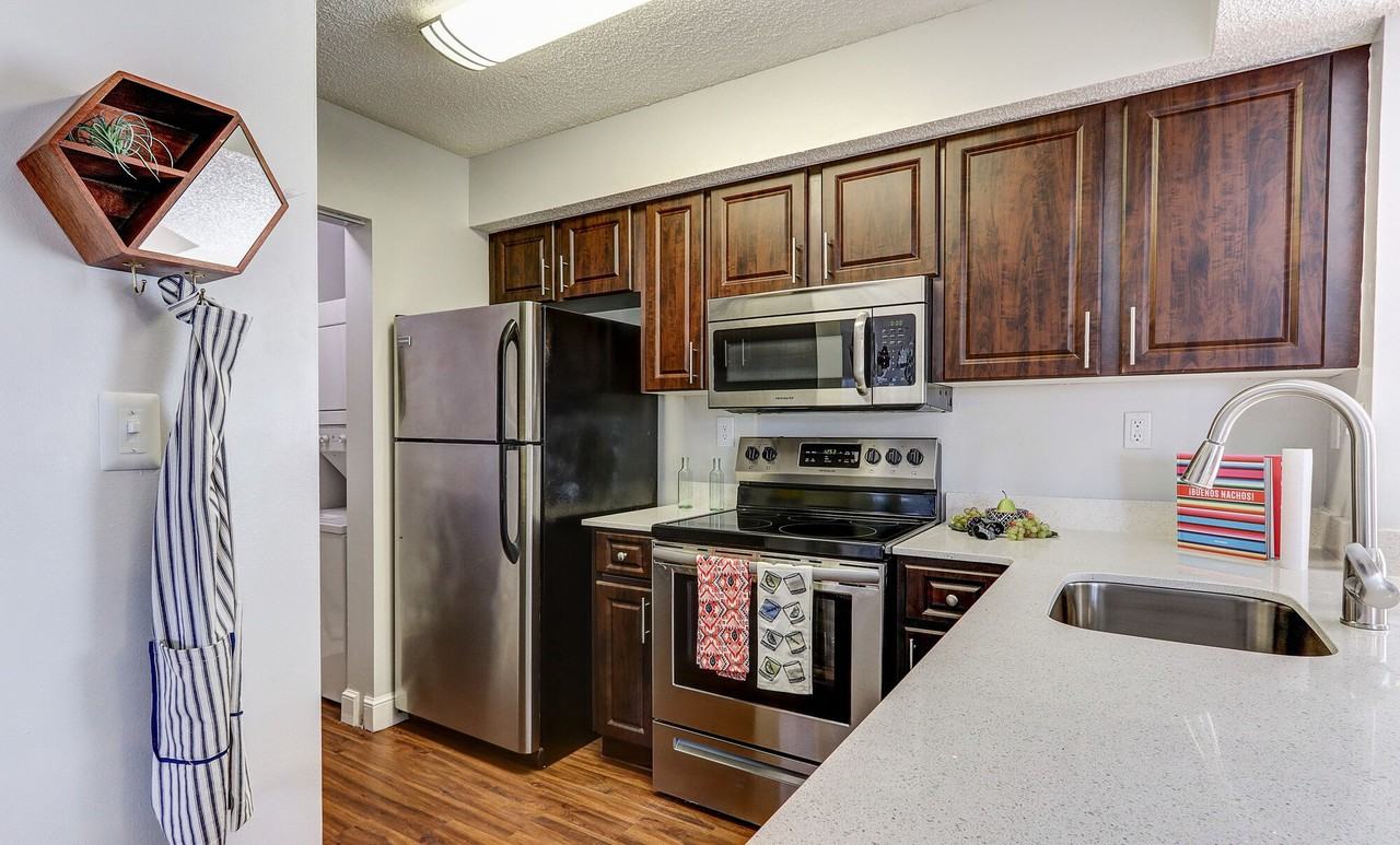 Lakeridge at the Moors - Photo 4 of 112