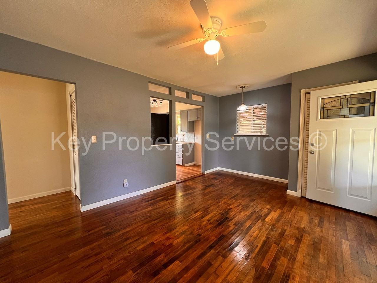 2305 E 25th St - Photo 3 of 16