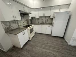 featured image of 915 Washington Ave