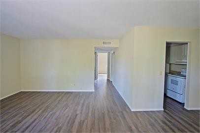240 Harmon Avenue - Photo 3 of 50