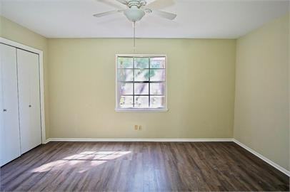 240 Harmon Avenue - Photo 6 of 50