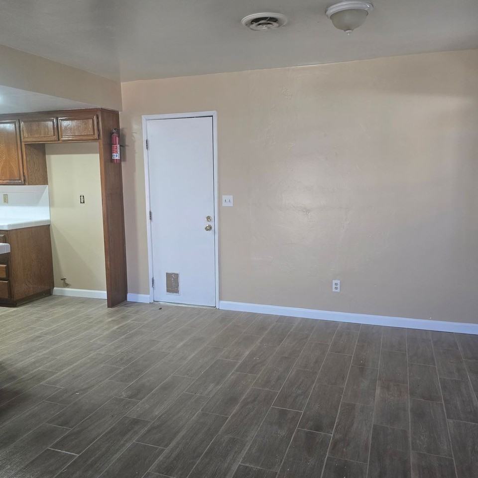 4612 Posada Ave - Photo 3 of 3