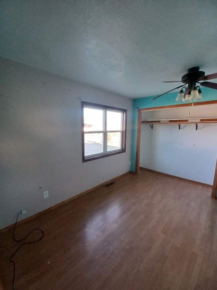 308 Mississippi Ave - Photo 2 of 10