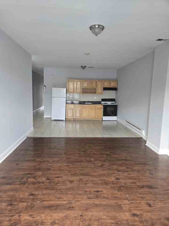 5849 Market Street - Photo 2 of 14