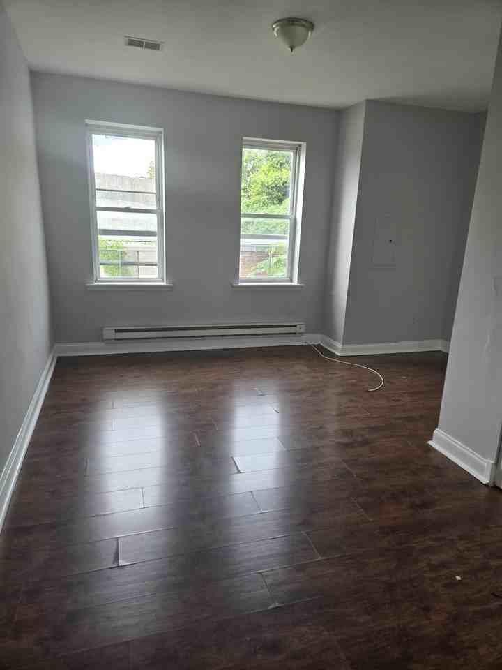 5849 Market Street - Photo 7 of 14