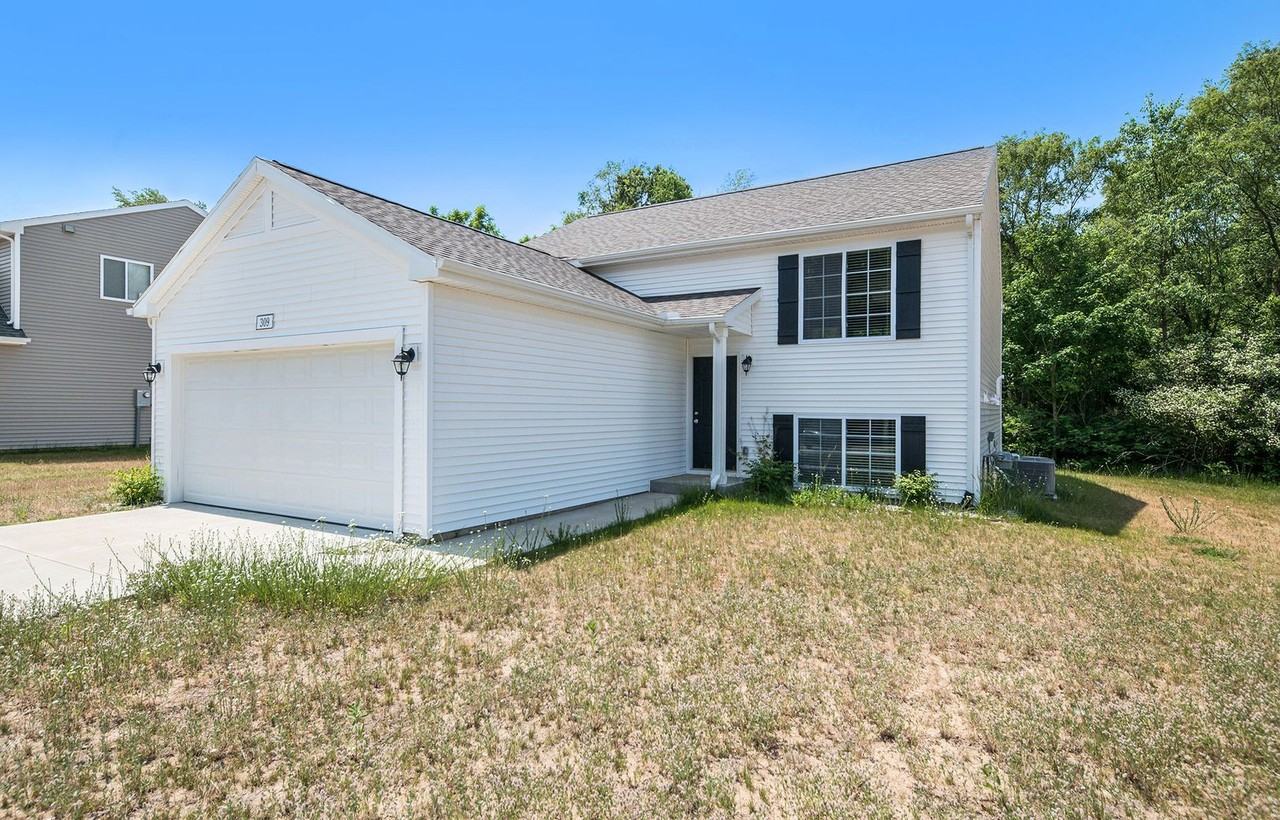 309 North Harris Street - Photo 2 of 22