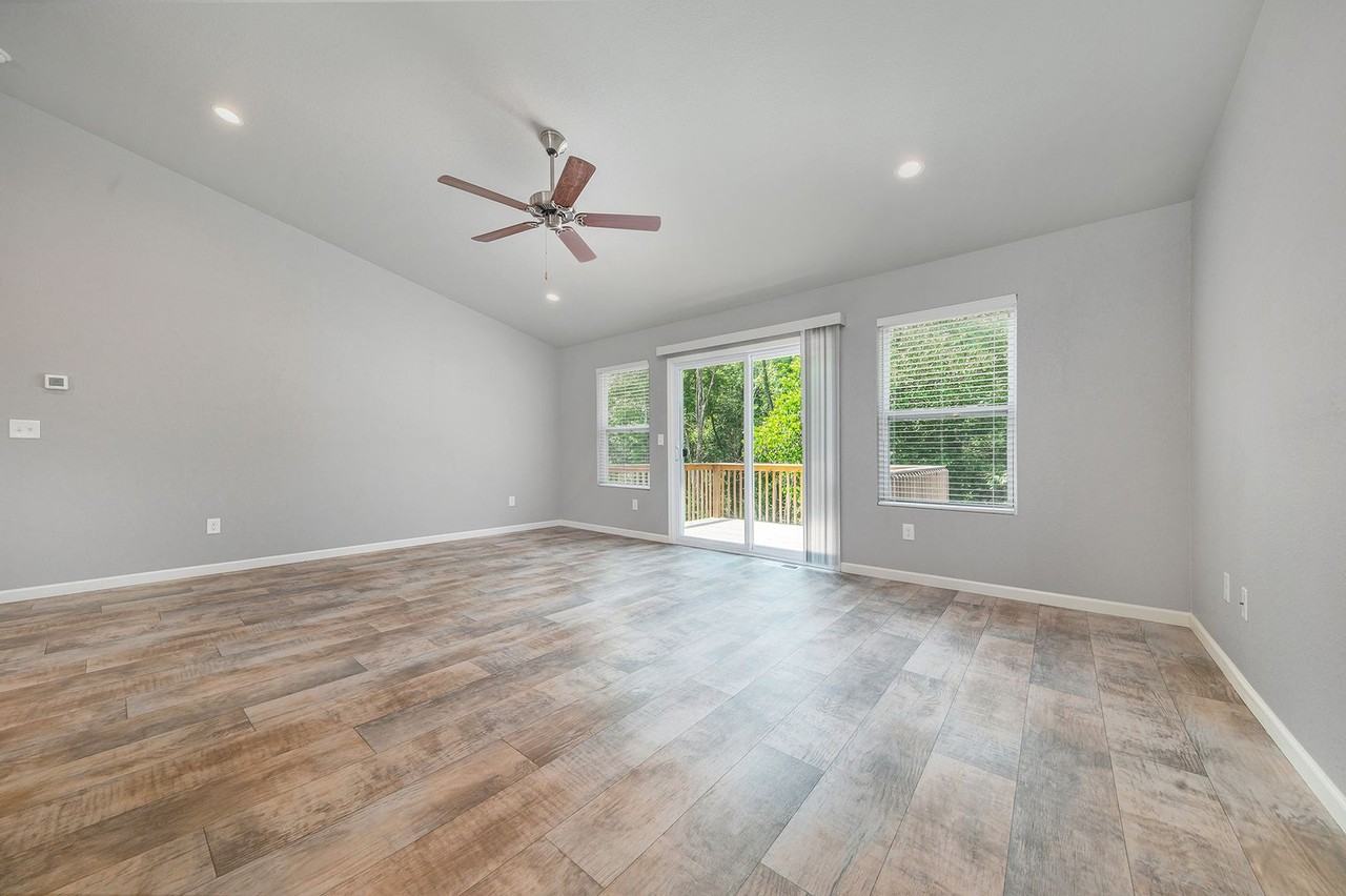 309 North Harris Street - Photo 5 of 22