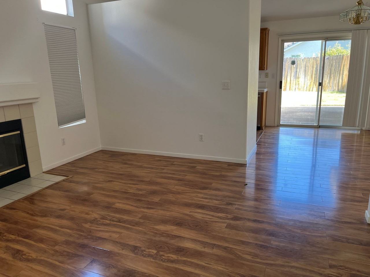 8180 Burloak Way - Photo 3 of 14